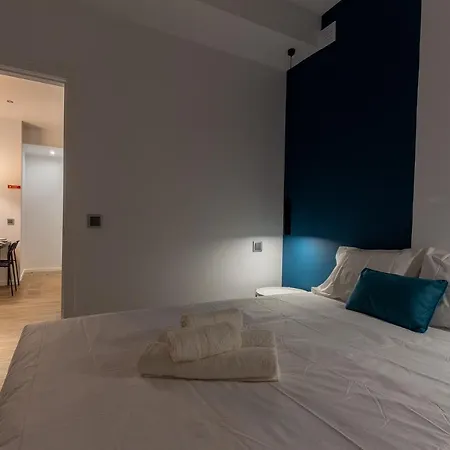 The Jolie - By The Ocean Apartment *