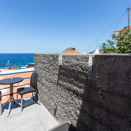 The Jolie - By The Ocean Apartment