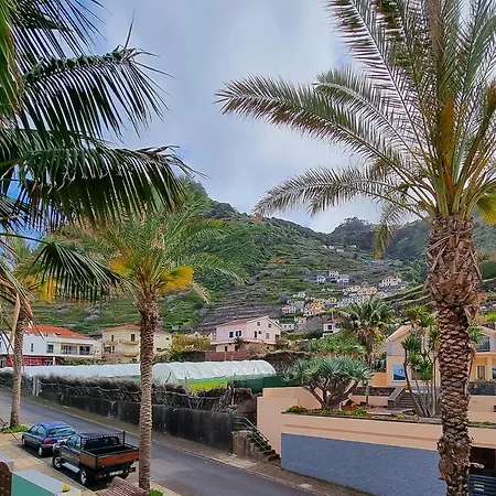 The Jolie - By The Ocean * Porto Moniz