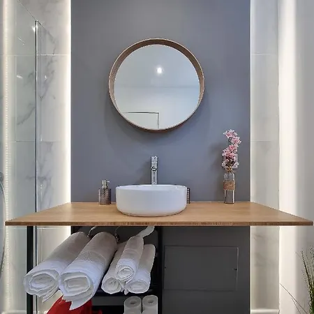 The Jolie - By The Ocean * פורטו מוניז