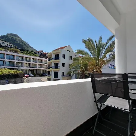 Apartment The Jolie - By The Ocean Porto Moniz