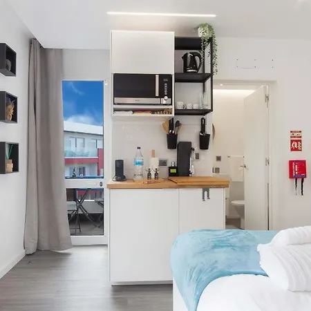 The Jolie - By The Ocean, With Free Parking *