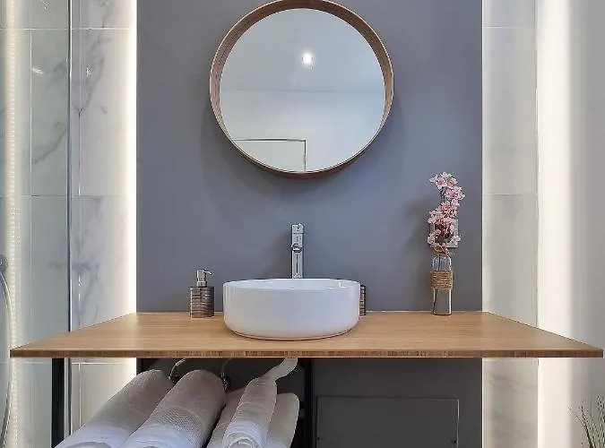 The Jolie - By The Ocean * Porto Moniz